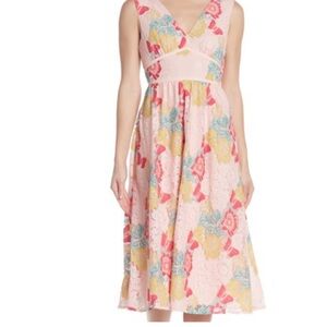 NSR Maria V Neck Lace Midi Floral Pink Dress NWT NEW Large 🥰 ⭐️